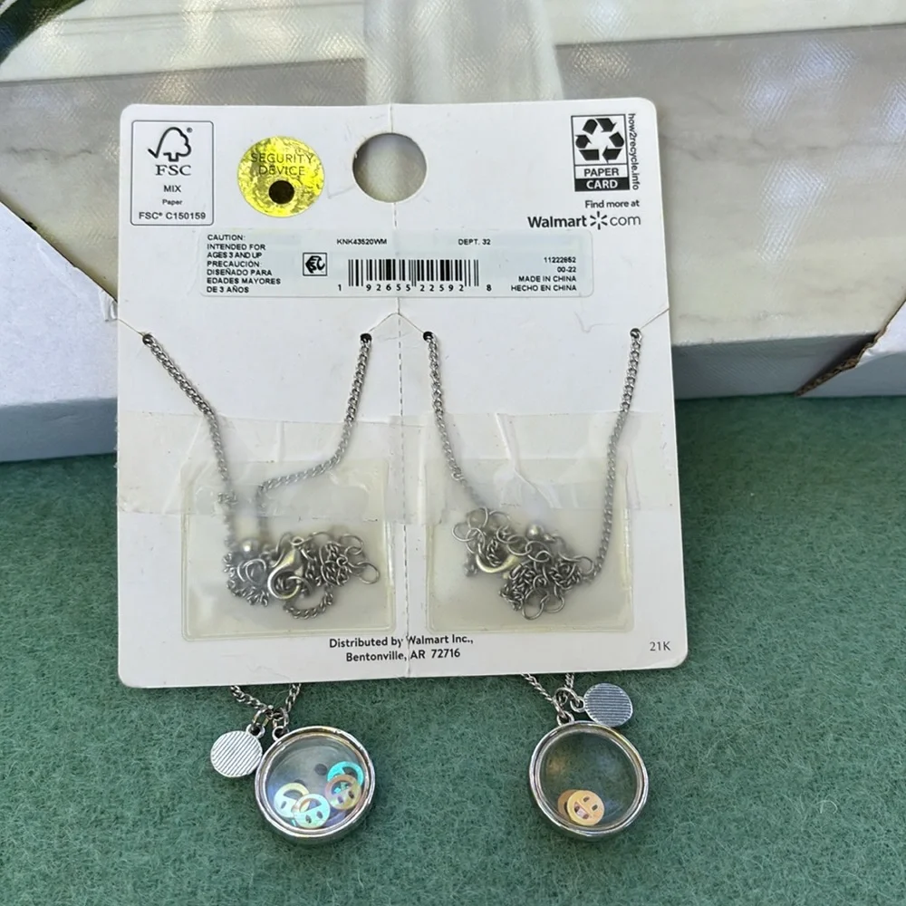 NWT Wonder Nation Silver Emoji BFF 16” Necklace + Extender Set Smiley Faces